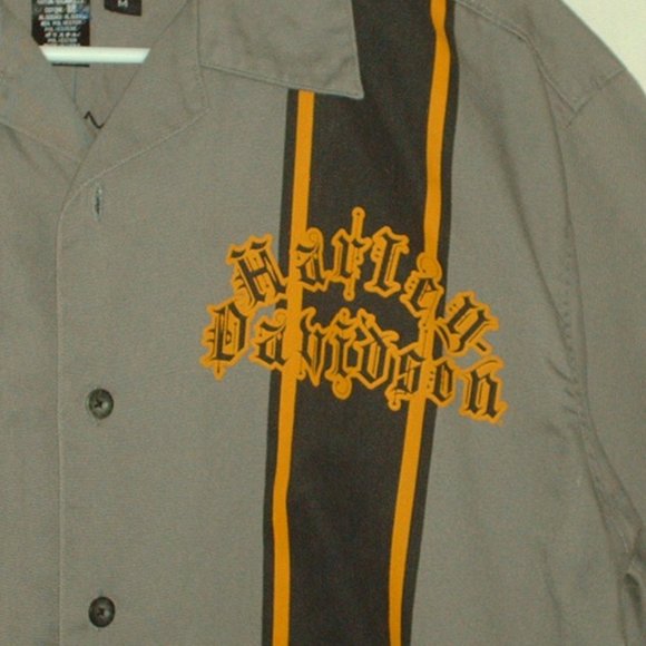 Harley--Davidson short sleeve shirt - size medium - Picture 3 of 8